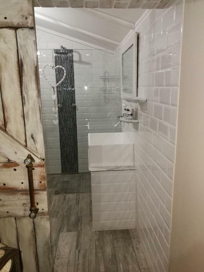 Apartmán Posto Al Sole - Il Bacio Bellville Exteriér fotografie