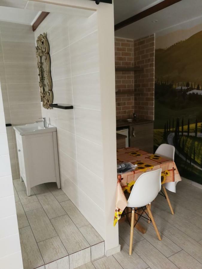 Apartmán Posto Al Sole - Il Bacio Bellville Exteriér fotografie